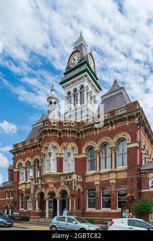 Grantham, Lincolnshire, Regno Unito la Guildhall su St Peters Hill Foto Stock