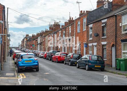 Grantham, Lincolnshire, Regno Unito tipiche case a schiera nel centro città originariamente costruito per la classe operaia Foto Stock