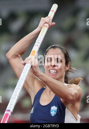 Tokyo, Giappone. 5 agosto 2021. Katerina Stefanidi della Grecia compete durante la finale del Polo Vault delle Donne ai Giochi Olimpici di Tokyo 2020, in Giappone, il 5 agosto 2021. Credit: Li Ming/Xinhua/Alamy Live News Foto Stock