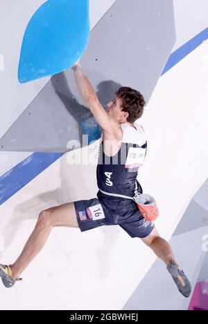 Tokyo, Giappone. 5 agosto 2021. Nathaniel Coleman degli Stati Uniti compete durante la finale combinata degli uomini di arrampicata sportiva ai Giochi Olimpici di Tokyo 2020, in Giappone, il 5 agosto 2021. Credit: Chen Jianli/Xinhua/Alamy Live News Foto Stock