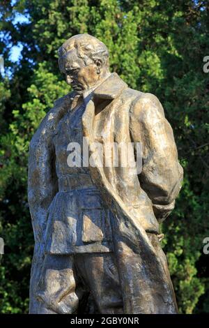 Statua del maresciallo Josip Broz Tito (1892-1980) di Antun Augustincic (1900-1979) a Podgorica, Montenegro Foto Stock