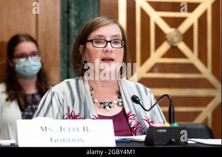 Washington, Stati Uniti. 05 agosto 2021. Julia Gordon, candidata ad essere Vice Segretario, Housing and Urban Development, parla ad un'audizione del Comitato Affari bancari, alloggi e urbani del Senato. Credit: SOPA Images Limited/Alamy Live News Foto Stock