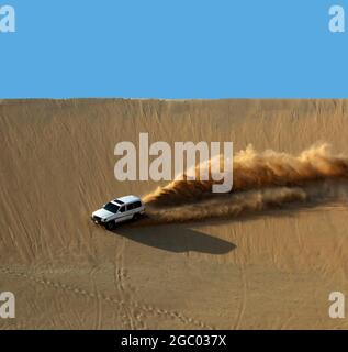 Safari nel deserto alla spiaggia di sealine mesaieed - QATAR Foto Stock