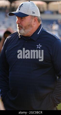 5 agosto 2021: Capo allenatore Mike McCarthy durante la partita dei Pittsburgh Steelers vs Dallas Cowboys al Tom Benson Stadium di Canton, Ohio. Jason Pohuski/CSM Foto Stock