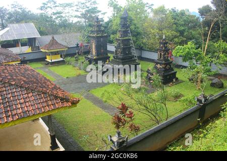 L'architettura artistica del tempio Kalingga Satya Darma nella città di Pekalongan per adorare gli Indù. Foto Stock