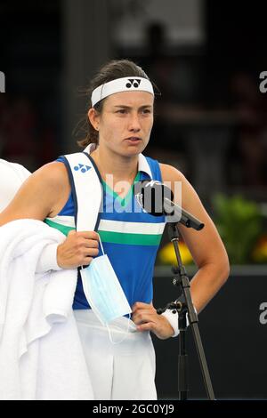 ADELAIDE, AUSTRALIA - FEBBRAIO 22: Anastasija Sevastova di Lativa vinse la sua partita contro Caroline Garcia di Francia durante la loro partita di single il giorno uno del torneo internazionale di tennis di Adelaide a Memorial Drive il 22 febbraio 2021 ad Adelaide, Australia. Credit: Peter Mundy/Speed Media/Alamy Live News Foto Stock