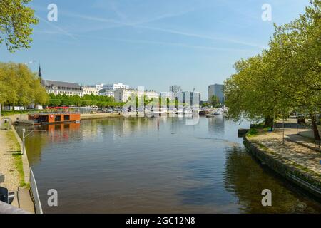 FRANCIA, LOIRA ATLANTICA (44), NANTES, QUAI FERDINAND FAVRE, CANAL SAINT-FELIX E FIUME ERDRE Foto Stock