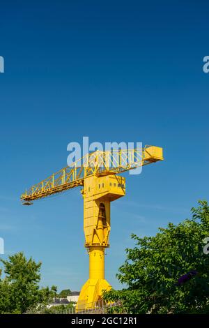 FRANCIA, LOIRE-ATLANTIQUE (44), NANTES, ILE DE NANTES, GRU TITAN GIALLA Foto Stock