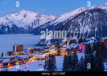 FRANCIA, SAVOIA (73), SAINT-BON-TARENTAISE, COURCHEVEL 1850 DI NOTTE Foto Stock