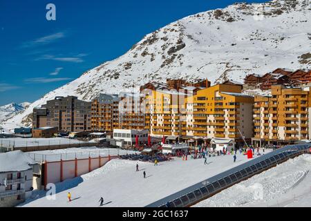 FRANCIA, SAVOIA (73), SAINT-MARTIN-DE-BELLEVILLE, STAZIONE SCIISTICA VAL THORENS Foto Stock