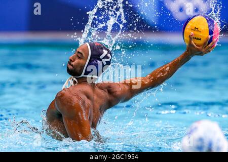 Tokyo, Giappone. 06 agosto 2021. TOKYO, GIAPPONE - 6 AGOSTO: Max Irving degli Stati Uniti durante il torneo olimpico di Waterpolo di Tokyo 2020 classificazione maschile 5 °-8 match tra Italia e Stati Uniti al Tatsumi Waterpolo Center il 6 agosto 2021 a Tokyo, Giappone (Foto di Marcel ter Bals/Orange Pictures) Credit: Orange Pics BV/Alamy Live News Foto Stock