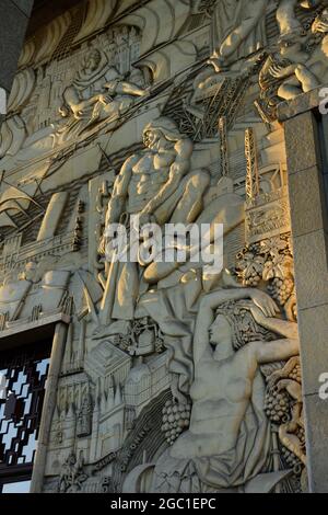 Parigi, Palais de la Porte Dorée, Art Deco Architektur // Parigi, Palais de la Porte Dorée, architettura Art Deco Foto Stock