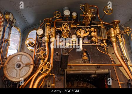 MULHOUSE, FRANCIA, 26 giugno 2021 : la Cité du Train (Città del treno), precedentemente chiamato Museo ferroviario francese, è il più grande museo ferroviario d'Europa, con m Foto Stock