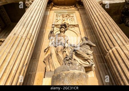 I Colonnato con i comuns nel Parco del Palazzo Sanssouci a Potsdam Foto Stock