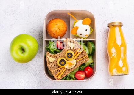 Colazione di ritorno a scuola Foto Stock