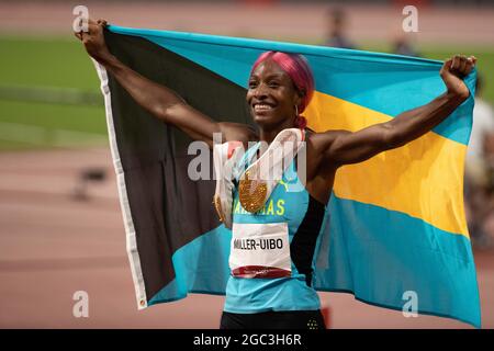 Tokyo, Kanto, Giappone. 6 agosto 2021. Shaunae Miller-Uibo (BAH) vince una medaglia d'oro e stabilisce un record olimpico nei 400 metri delle Donne durante le Olimpiadi di Tokyo 2020 allo Stadio Olimpico di Tokyo venerdì 6 agosto 2021 a Tokyo. (Credit Image: © Paul Kitagaki Jr./ZUMA Press Wire) Foto Stock