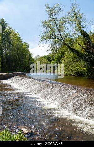 La Via John Muir sul fiume Tyne vicino a Preston Mill, East Lothian, Scozia. Foto Stock