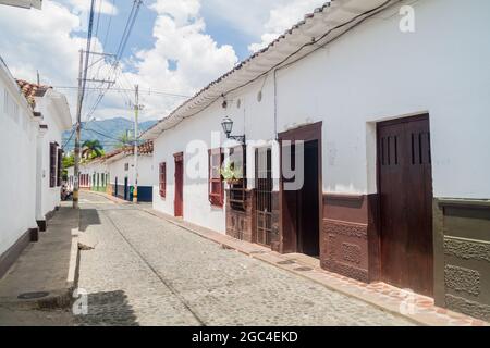 Vecchie case coloniali a Santa Fe de Antioquia, Colombia. Foto Stock