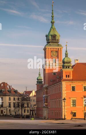 Polonia, Masovia, Varsavia, Castello reale nella piazza della città vecchia Foto Stock