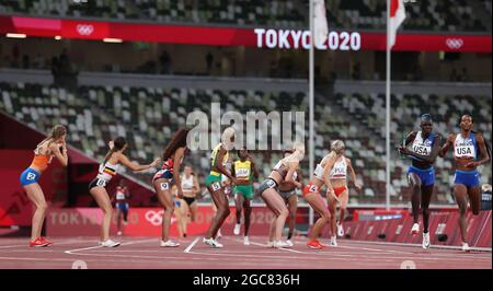 Tokyo, Giappone. 7 agosto 2021. Gli atleti gareggiano durante la finale femminile 4x400m ai Giochi Olimpici di Tokyo 2020 a Tokyo, Giappone, 7 agosto 2021. Credit: Jia Yuchen/Xinhua/Alamy Live News Foto Stock