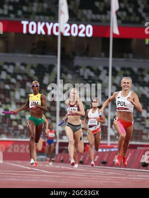 Tokyo, Giappone. 7 agosto 2021. Gli atleti gareggiano durante la finale femminile 4x400m ai Giochi Olimpici di Tokyo 2020 a Tokyo, Giappone, 7 agosto 2021. Credit: Jia Yuchen/Xinhua/Alamy Live News Foto Stock