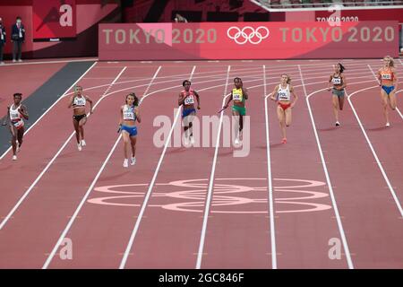 Tokyo, Giappone. 7 agosto 2021. Gli atleti gareggiano durante la finale femminile 4x400m ai Giochi Olimpici di Tokyo 2020 a Tokyo, Giappone, 7 agosto 2021. Credit: Li Gang/Xinhua/Alamy Live News Foto Stock