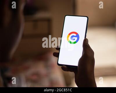 Assam, India - 6 agosto 2021 : il logo di Google go sull'immagine di riserva dello schermo del telefono. Foto Stock