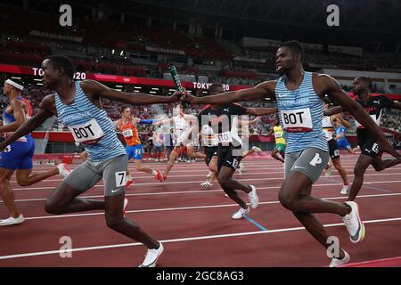 Tokyo, Giappone. 7 agosto 2021. Gli atleti gareggiano durante la finale maschile 4x400m ai Giochi Olimpici di Tokyo 2020 a Tokyo, Giappone, 7 agosto 2021. Credit: Li Ming/Xinhua/Alamy Live News Foto Stock