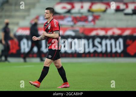 7 agosto 2021; Arena da Baixada, Curitiba, Paraná, Brasile. Calcio brasiliano DELLA A-League, atletico Paranaense contro San Paolo; Renato Kayzer di Atletico celebra il suo obiettivo Foto Stock