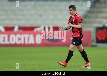 7 agosto 2021; Arena da Baixada, Curitiba, Paraná, Brasile. Calcio brasiliano DELLA A-League, atletico Paranaense contro San Paolo; Renato Kayzer di Atletico celebra il suo obiettivo Foto Stock