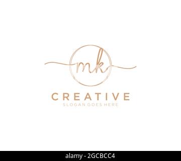 MK monogramma di bellezza con logo femminile ed elegante design con logo, logo scritto a mano di firma iniziale, matrimonio, moda, floreale e botanico con creatività Illustrazione Vettoriale