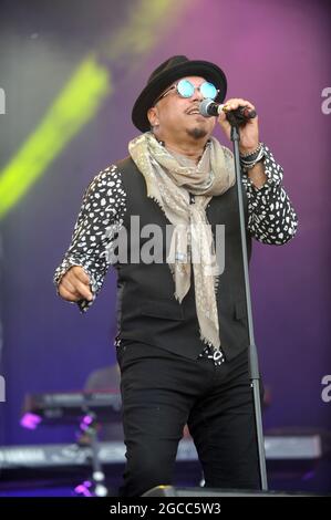 Shalamar si esibisce al Lets Rock Leeds 80s Foto Stock