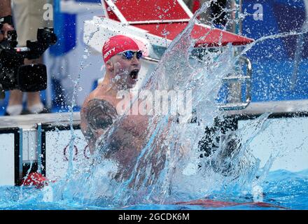 Tokyo 2020 si è chiuso domenica dopo un impressionante medagliato Giochi per la Gran Bretagna come hanno chiesto 65 medaglie. Qui, l’agenzia di stampa PA esamina alcune delle migliori immagini dietro le feroci battaglie, i trionfi e le celebrazioni delle Olimpiadi di quest’estate. File photo datato 26-07-2021 di Adam Peaty in Gran Bretagna celebra la vittoria della finale maschile di 100 m al Tokyo Aquatics Center il terzo giorno dei Giochi Olimpici di Tokyo 2020 in Giappone. Data immagine: Lunedì 26 luglio 2021. Foto Stock