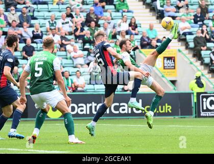 Easter Road Stadium.Edinburgh. Scotland.UK 8 agosto 21. Hibernian vs Ross County Scottish Premiership match Hibernian Christian Doidge vs Ross County Credit: eric mcowat / Alamy Live News Foto Stock