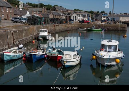 Porto di Johnshaven, Aberdeenshire, Scozia. Foto Stock