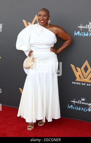 LOS ANGELES - 8 AGOSTO: Aisha Hinds agli eredi di Afrika 4° Premio Internazionale Donne del potere annuale al Marriott Marina del Rey l'8 agosto 2021 a Marina del Rey, California Foto Stock