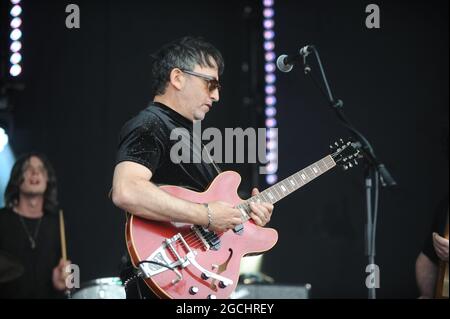 I Lightning Seeds si esibiscono al Lets Rock Leeds 80s Festival di Leeds Foto Stock