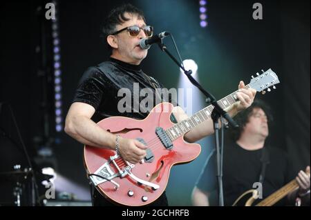 I Lightning Seeds si esibiscono al Lets Rock Leeds 80s Festival di Leeds Foto Stock