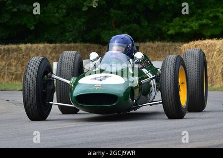 Nick Fennell, Lotus-Climax 25, Gran Premi, The Maestros - Motorsport's Great All-Rounders, Goodwood Festival of Speed, Goodwood House, Chichest Foto Stock