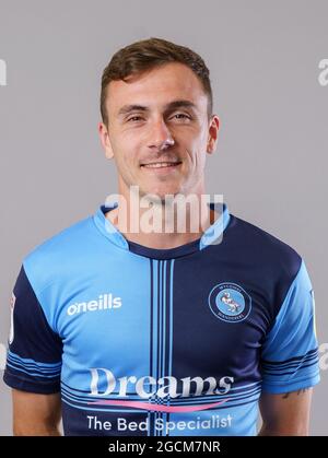 High Wycombe, Regno Unito. 3 agosto 2021. Josh Scowen durante la giornata dei media di Wycombe Wanderers, inclusi i headshots del personale e la formazione ad Adams Park, High Wycombe, Inghilterra, il 3 agosto 2021. Foto di Liam McAvoy. Credit: Prime Media Images/Alamy Live News Foto Stock