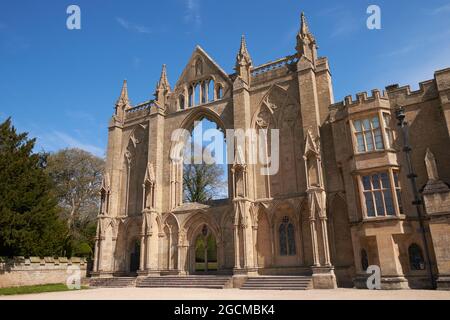 Le rovine della chiesa priorale di Newstead Abbey, Nottinghamshire, Regno Unito. Foto Stock