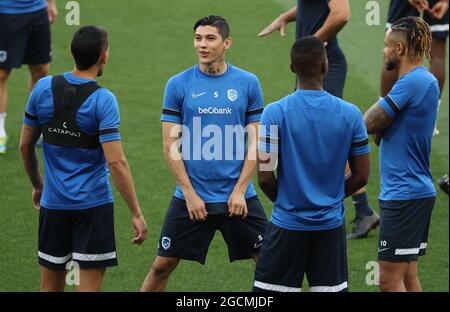 Daniel Munoz Mejia di Genk, Gerardo Arteaga di Genk e Theo Bongonda di Genk hanno ritratto durante una sessione di allenamento della squadra di calcio belga KRC Genk, lunedì Foto Stock