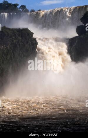 Cascate di Iguazu e fiume Iguazu, Misiones, Argentina Foto Stock