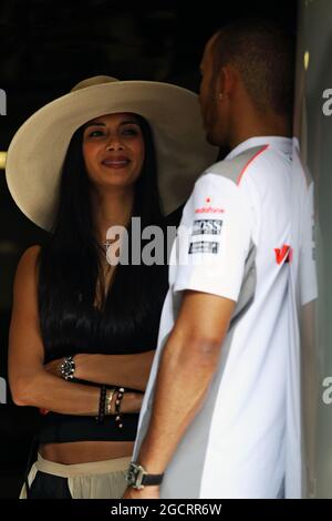 Lewis Hamilton (GBR) McLaren con la fidanzata Nicole Scherzinger (USA) Singer. Gran Premio di Monaco, sabato 26 maggio 2012. Monte Carlo, Monaco. Foto Stock