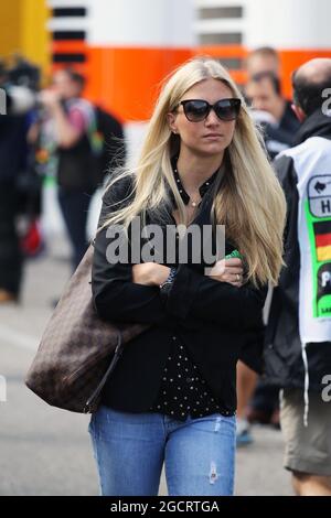 Charlotte Evans (GBR), ragazza di Bruno Senna (BRA) Williams. Gran Premio di Germania, sabato 21 luglio 2012. Hockenheim, Germania. Foto Stock