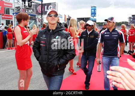 Michael Schumacher (GER) Mercedes AMG F1 sulla sfilata dei piloti. Gran Premio di Germania, domenica 22 luglio 2012. Hockenheim, Germania. Foto Stock