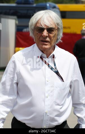 Bernie Ecclestone (GBR) CEO del Gruppo Formula uno (FOM). Gran Premio di Spagna, sabato 11 maggio 2013. Barcellona, Spagna. Foto Stock