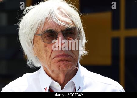 Bernie Ecclestone (GBR) CEO del Gruppo Formula uno (FOM). Gran Premio di Spagna, sabato 11 maggio 2013. Barcellona, Spagna. Foto Stock