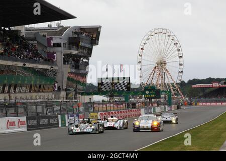 Brendon Hartley (NZL) / Mark Patterson (SAU) / Karun Chandhok (IND) Murphy Prototypes Oreca 03 - Nissan (sinistra). Le Mans 24 ore di gara, sabato 22 giugno 2013. Le Mans, Francia. Foto Stock