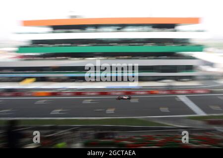 Jenson Button (GBR) McLaren MP4-28. Gran Premio d'India, sabato 26 ottobre 2013. Grande Noida, Nuova Delhi, India. Foto Stock